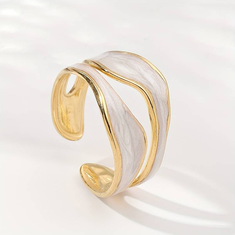Vintage Gold Pearly Ring