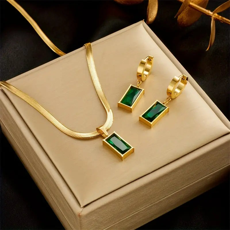Iselotte Verdain Refined Jewelry Set