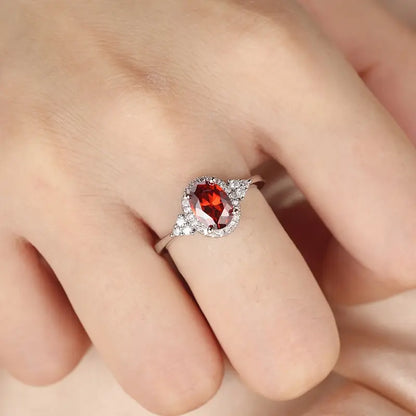 Aveline Ring
