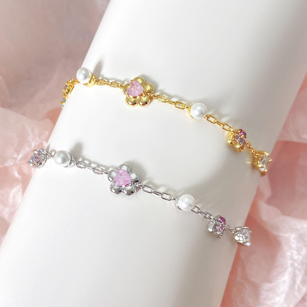 The Celestia Pearl Bracelet
