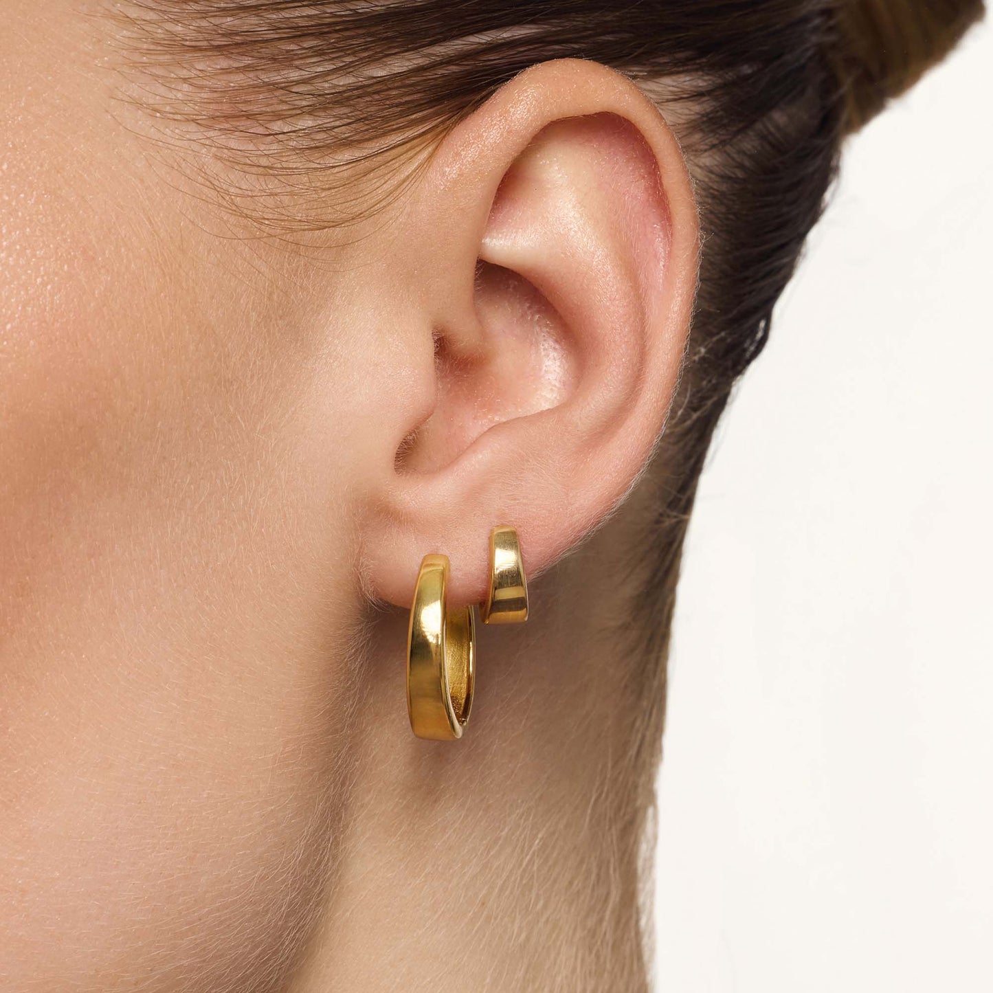 Gia Luxe Hoops