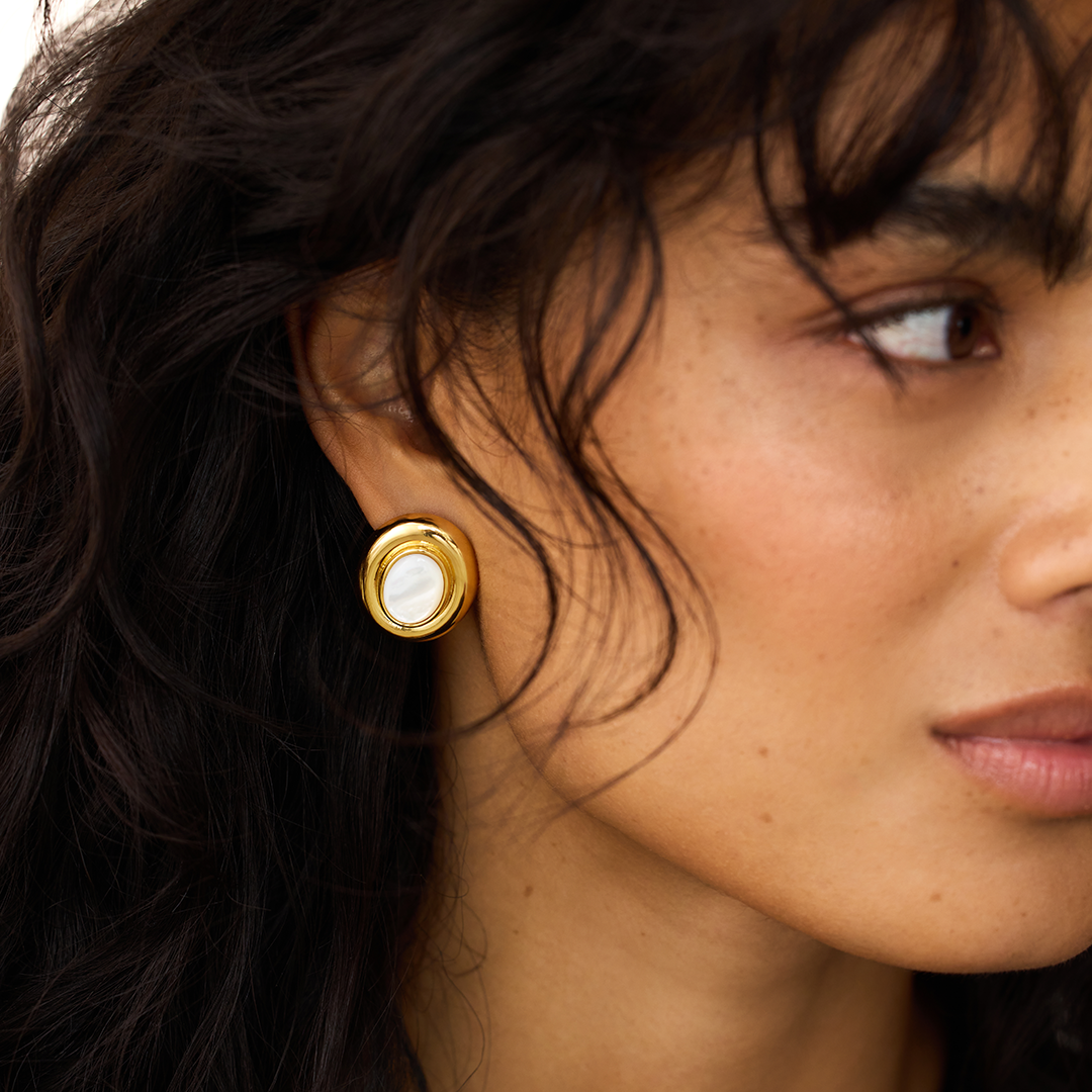 Giselle Refined Pearl Earrings