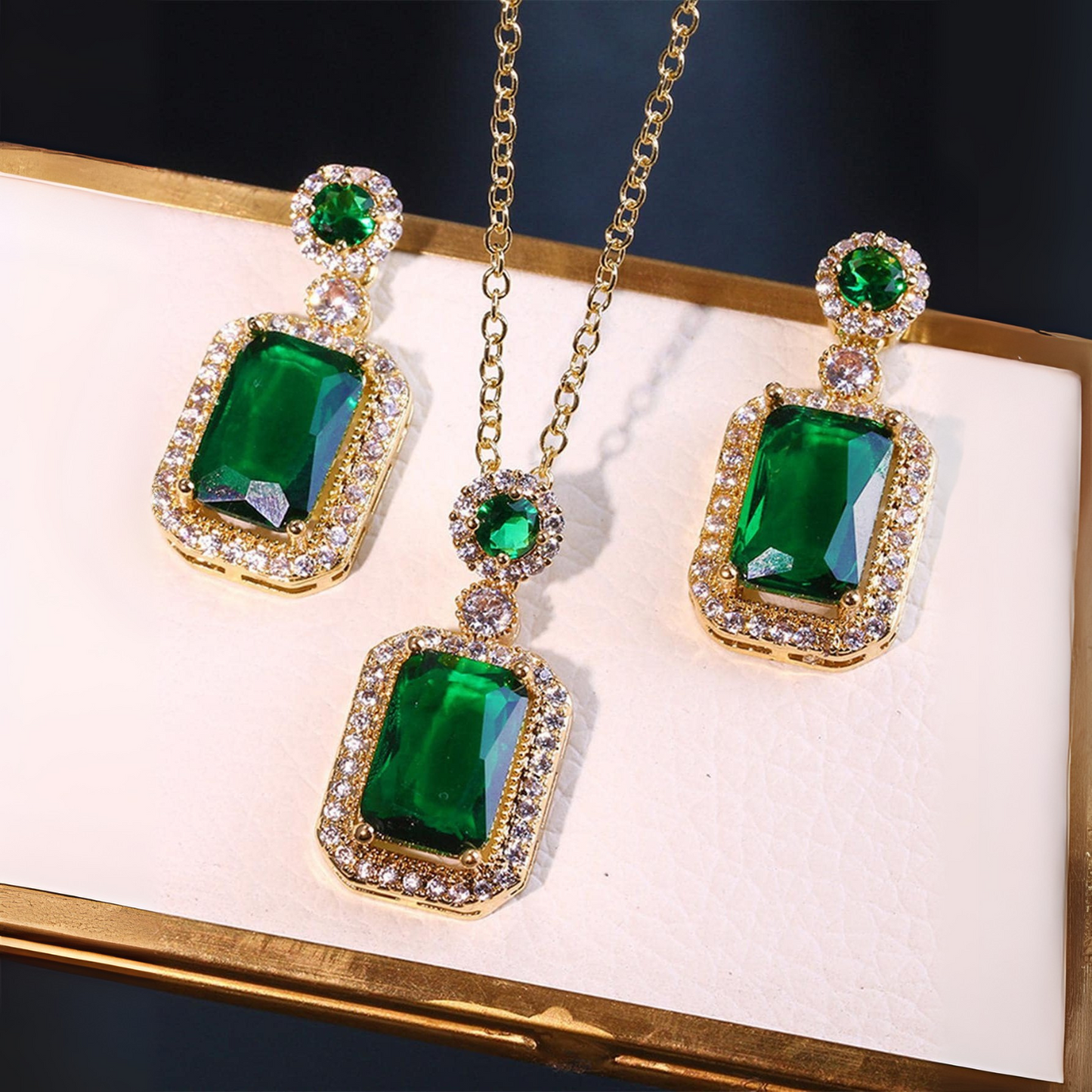 Auriane Delmare Jewelry Set