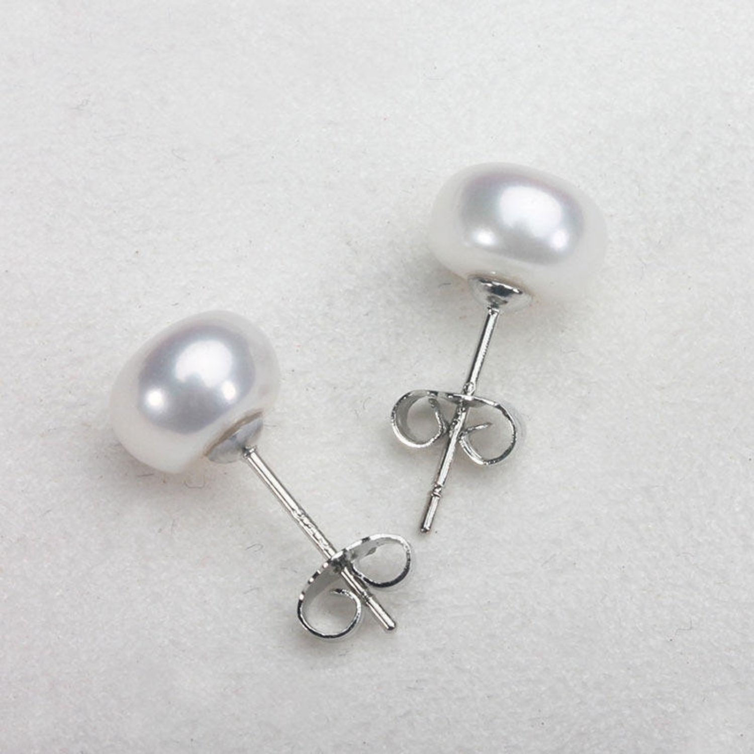 The Serene Glow Pearl Studs