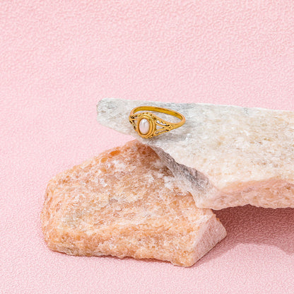 The Golden Glow Pearl Ring