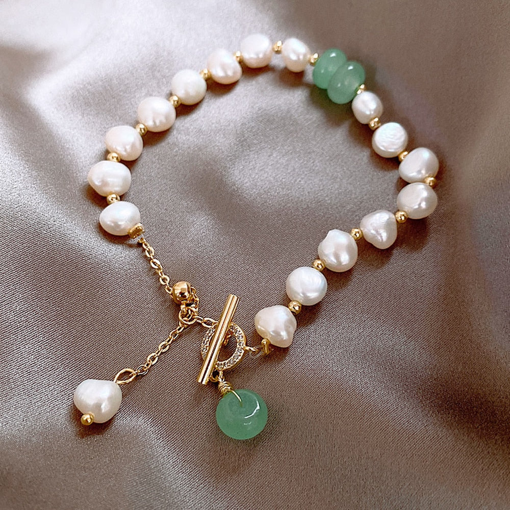 Elegant Pearl Bracelet