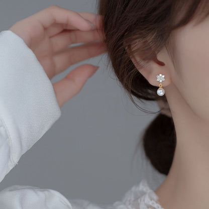 The Bloom Pearl Studs