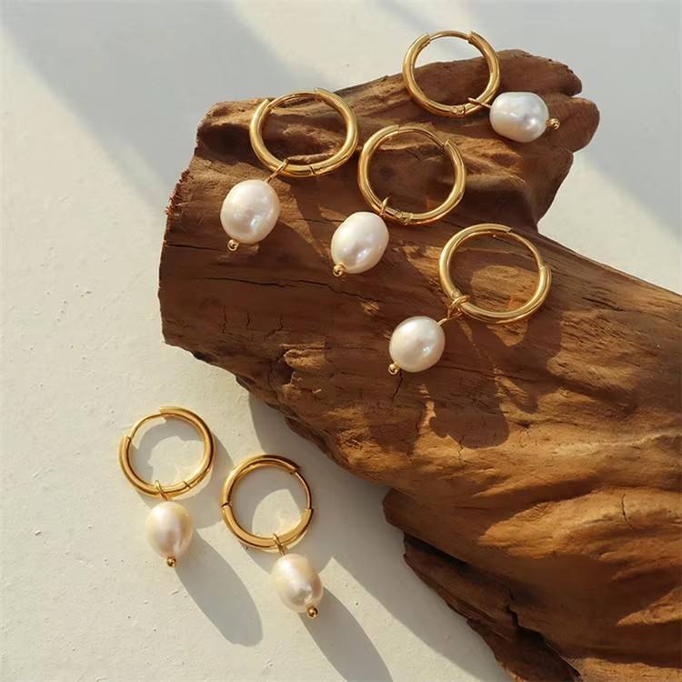The Aurora Drop Pearl Earrings