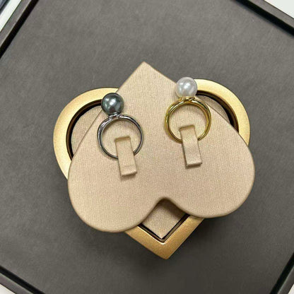 The Timeless Form Pearl Ring
