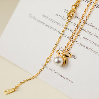 The Flutter Pearl Necklace