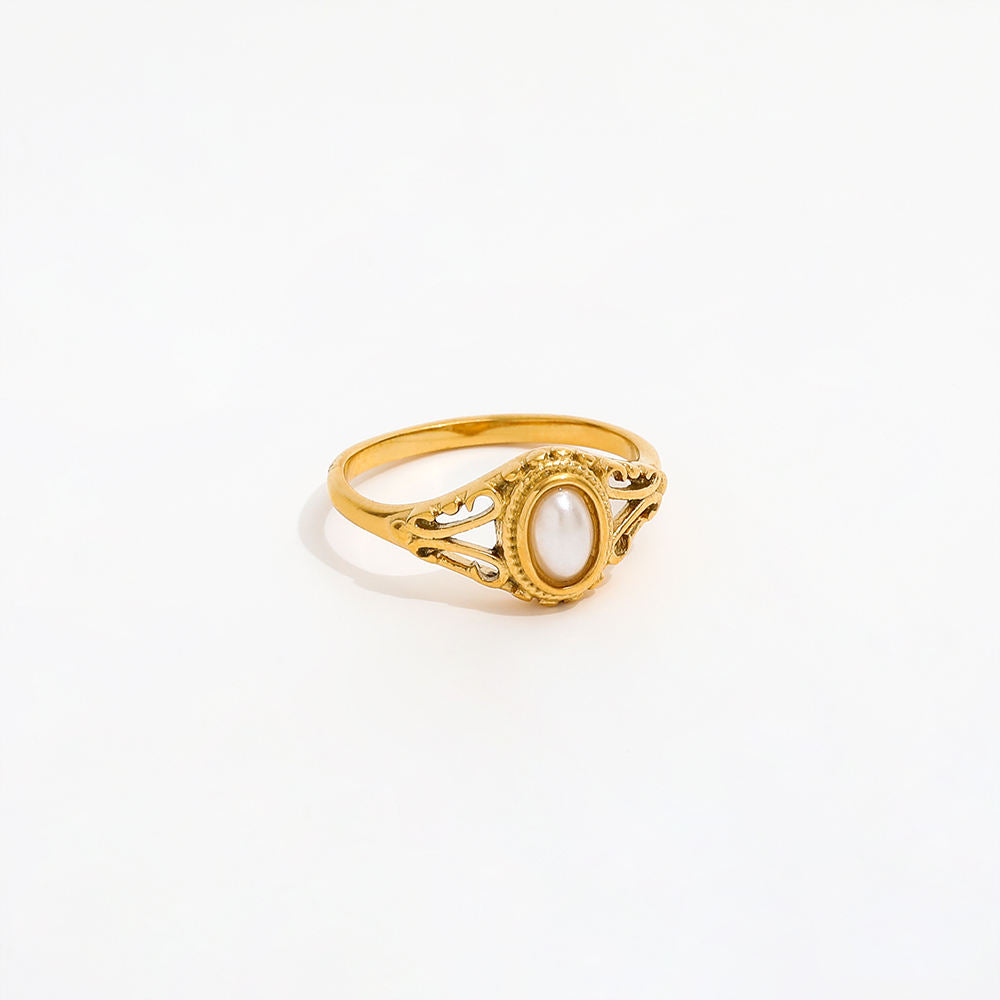 The Golden Glow Pearl Ring