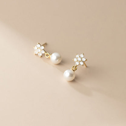 The Bloom Pearl Studs