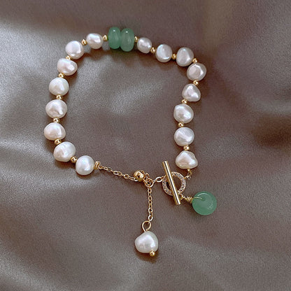 Elegant Pearl Bracelet