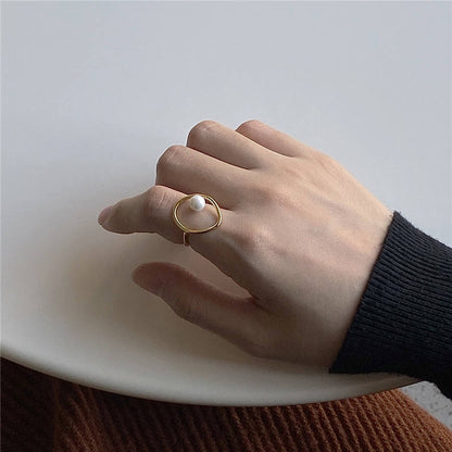 The Modern Muse Pearl Ring