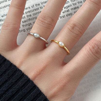 The Horizon Pearl Ring