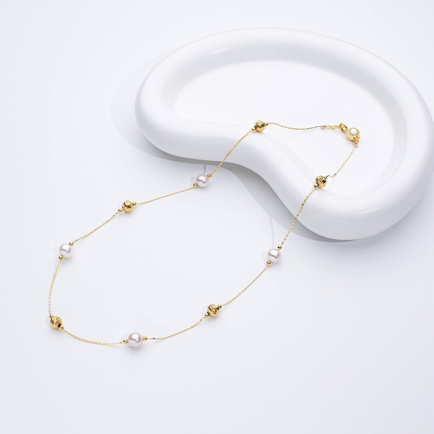 The Ocean Whisper Pearl Choker