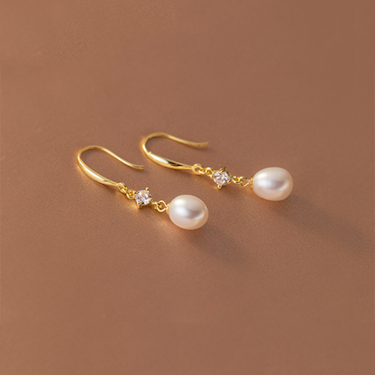 The Aurora Glow Pearl Earrings