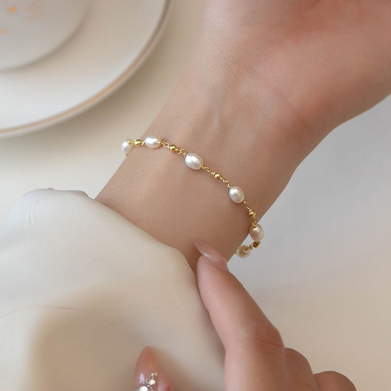 The Ocean Grace Pearl Bracelet