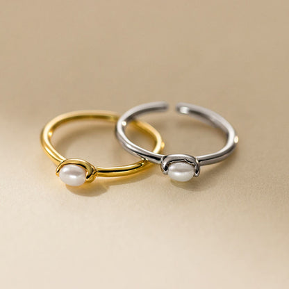 The Horizon Pearl Ring