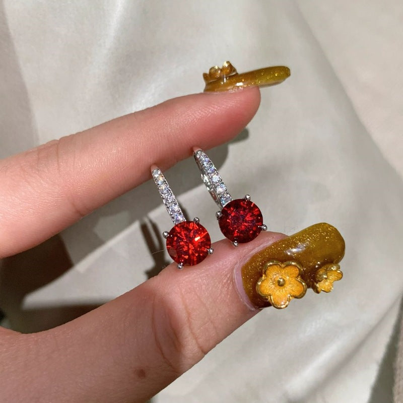 Serelina | White Gold Drop Earrings