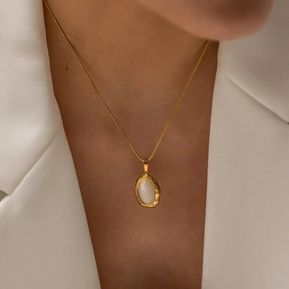 Oval Cat Eye Necklace