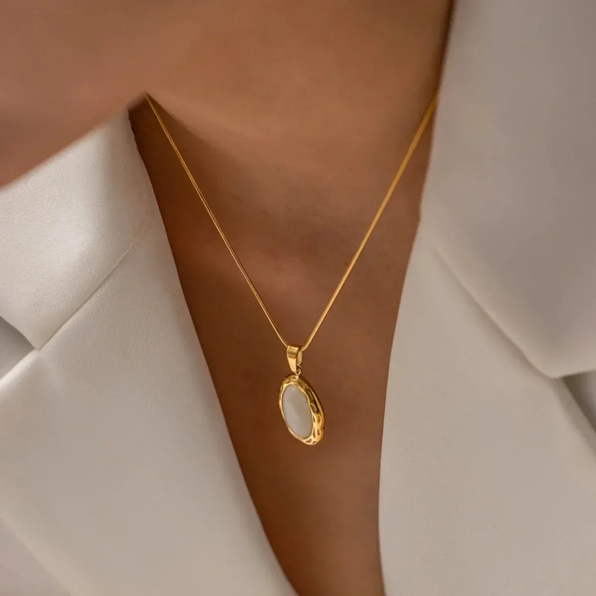 Oval Cat Eye Necklace