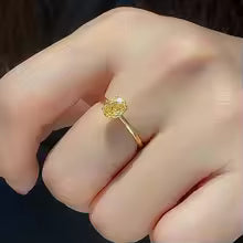 Golden Yellow / 10