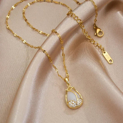 Elegant Tulip Necklace