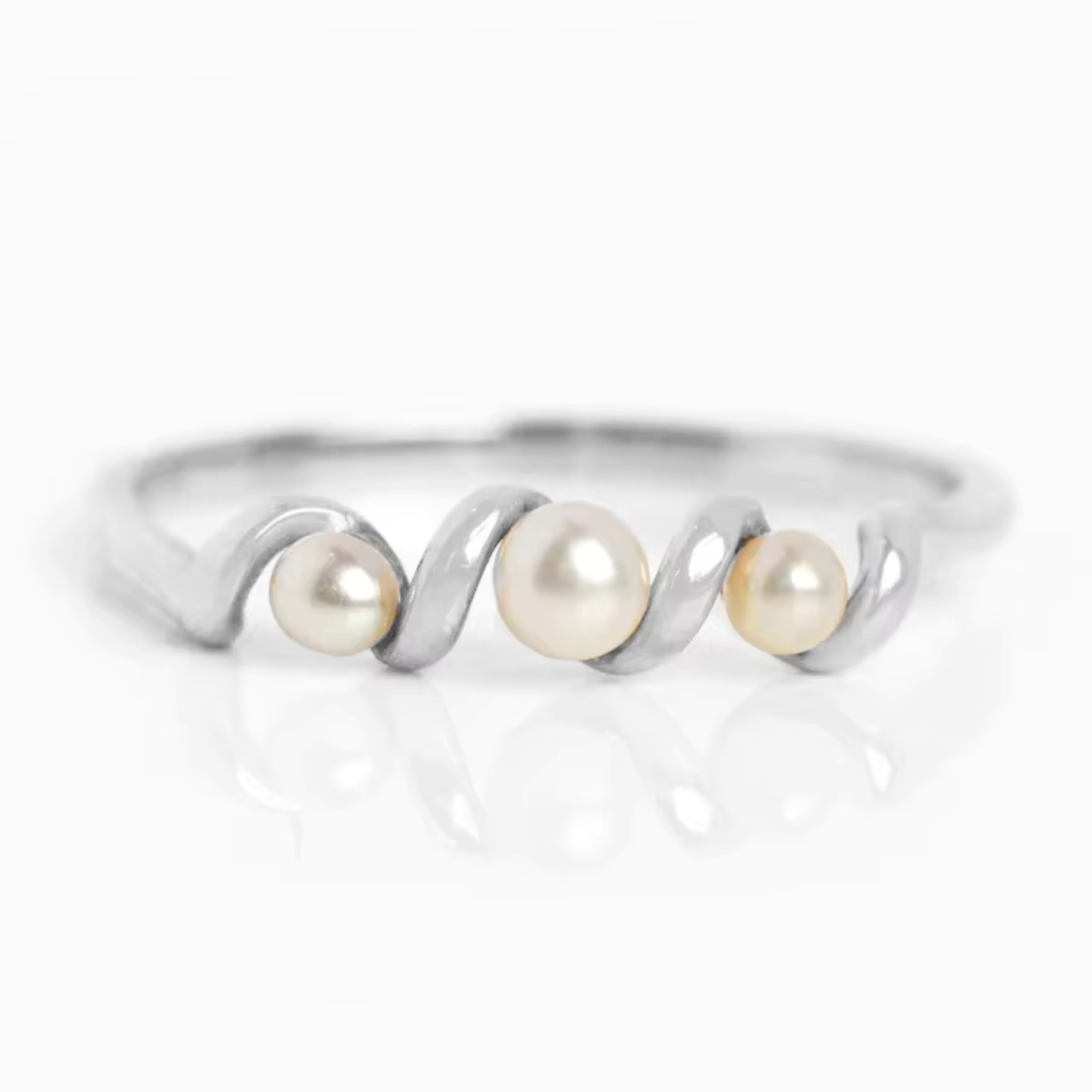 The Cascade Pearl Ring