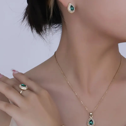 Elara Montclair Jewelry Set