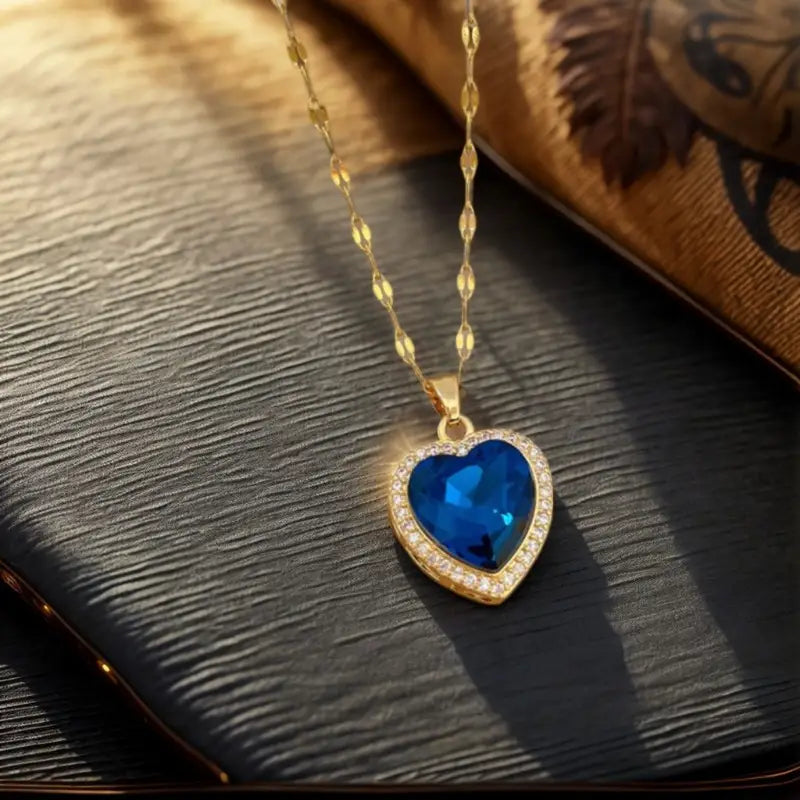 The Vireyne Sapphire Pendant