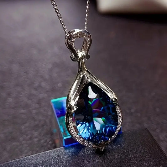 The Feymorra Sapphire Pendant