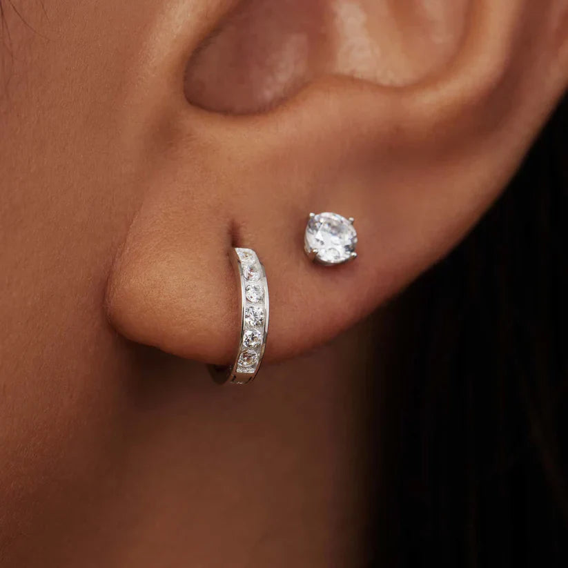 Dara Brillane Refined Earrings – White Gold